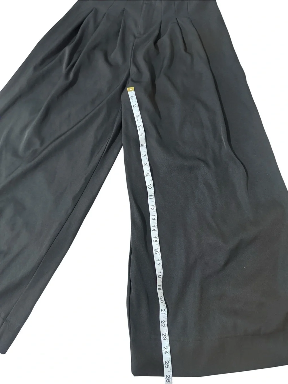 High-Rise Wide Leg Trousers in Black - Picture 8 of 9